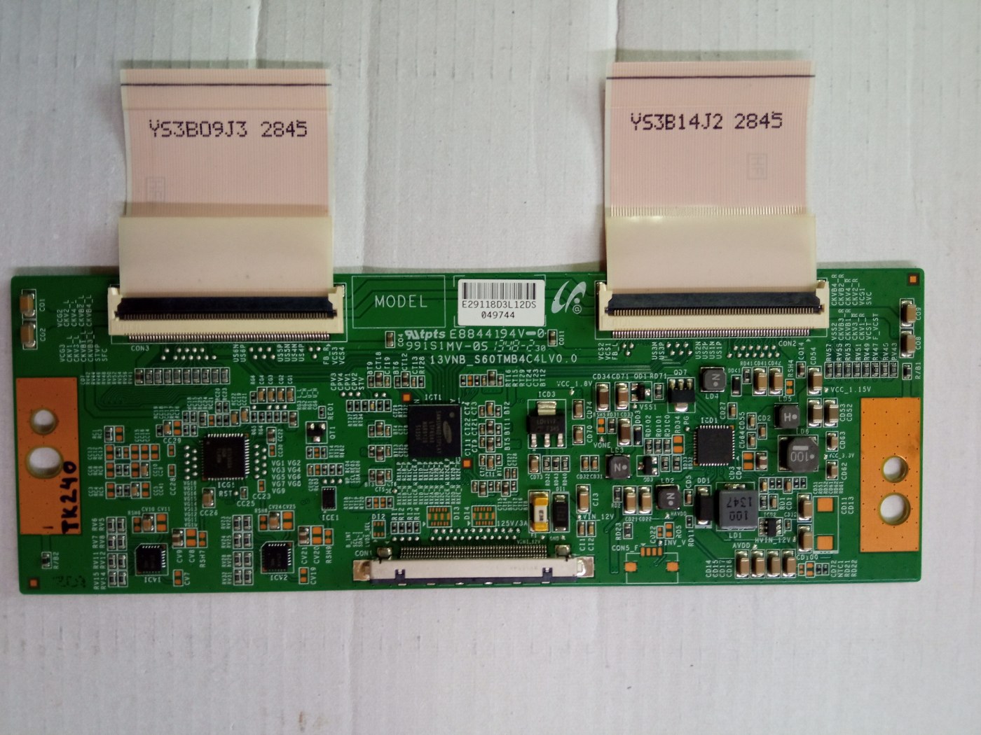 TK240 GRUNDIG 48VLE5421BG TCON 13VNB_S60TMB4CLV0.0 PANEL LSC480HN03-S01